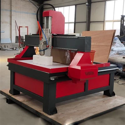 Qual è la differenza tra macchine per incisione metalli laser e meccaniche?