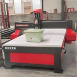 Macchina per incisione del legno CNC